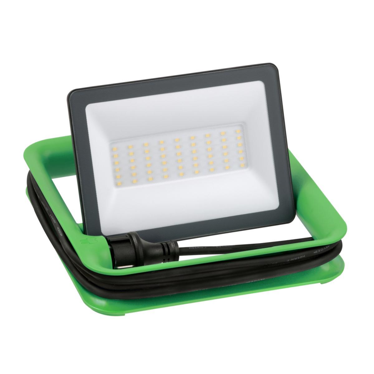 Arbetsbelysning LED 20W Thorsman Schneider Electric - ARBETSPLATSARMATUR LED 30W. 3000LM. 4000K. IP65