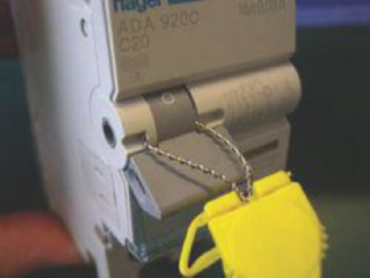 https://www.youtube.com/watch?v=/external-assets/JPEGlarge800_800/02/92/ProductImage69890292.jpg