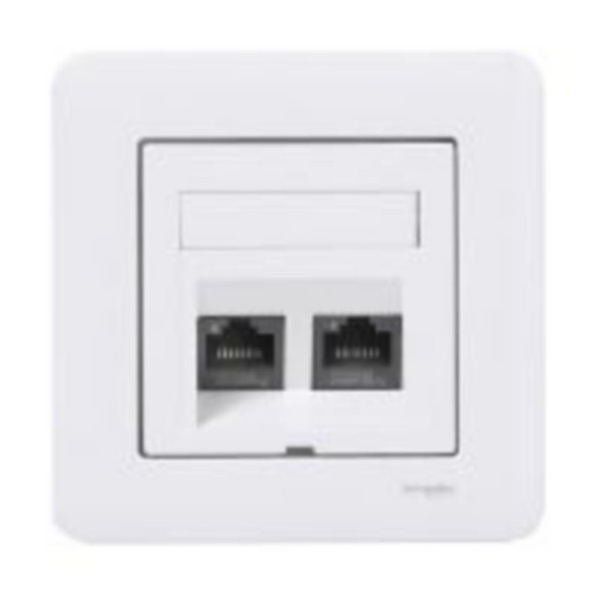 Datauttag Actassi Schneider Electric Exxact med kontakter sned - DATAUTTAG EXXACT SNED DATAUTTAG ACTASSI +2XCAT6 UTP