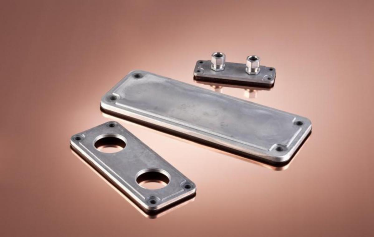 Blind fläns AL Ouneva - GENOMFÖRINGS FLÄNS OUNEVA C TÄTNING